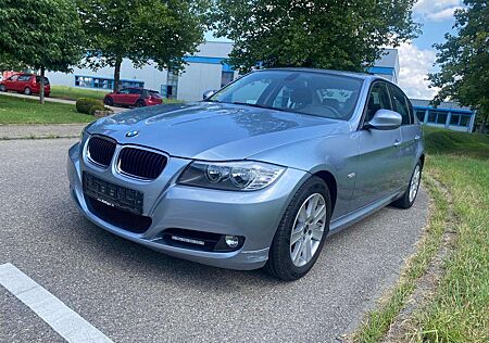 BMW 320 2.0L Comfort paket schiebe dach