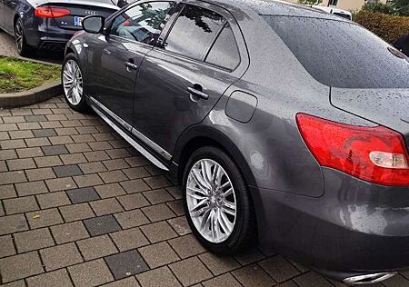 Suzuki Kizashi 2.4 4x4 CVT Sport