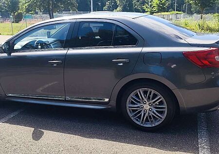 Suzuki Kizashi 2.4 4x4 CVT Sport