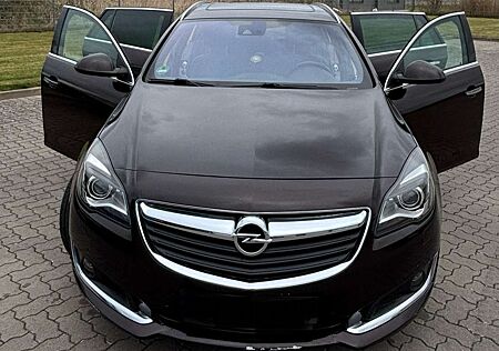 Opel Insignia OPCLine Bi Tur.CDTI Sports Tour. ecoFLEX