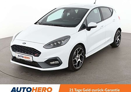 Ford Fiesta 1.5 EcoBoost ST *LED*NAVI*CAM*LHZ*SHZ*