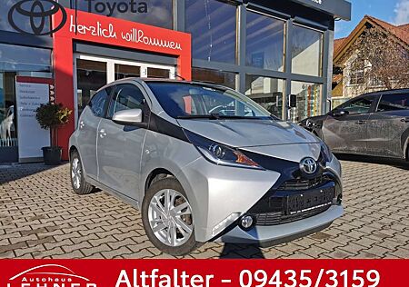 Toyota Aygo 1.0 X-PLAY TOUCH KAMERA+ALU+TOUCH+KLIMA