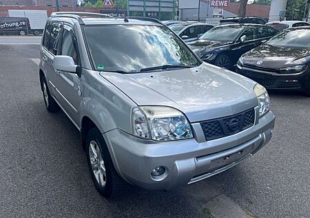 Nissan X-Trail Columbia"Allrad"Automatik"Navi"Schiebeda