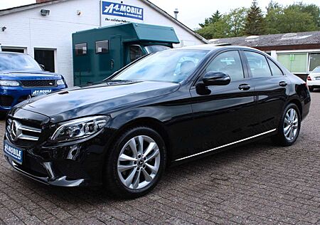 Mercedes-Benz C 200 C200 W205 Lim. Avantgarde LED Kamera Schiebedach