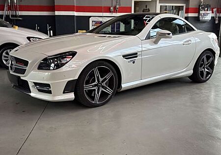 Mercedes-Benz SLK 250 (BlueEFFICIENCY) 7G-TRONIC