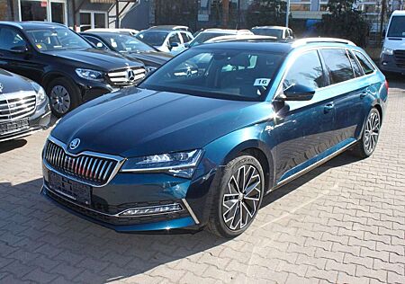 Skoda Superb Combi L&K MATRIX