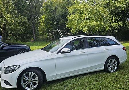 Mercedes-Benz C 220 (BlueTEC) d T 7G-TRONIC