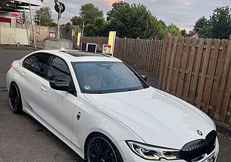 BMW 320d 320 Aut. M Sport VOLL Sportsitze