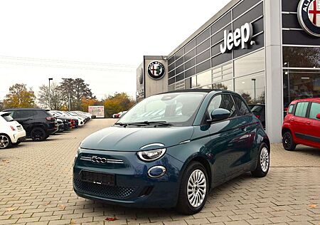 Fiat 500E Cabrio 42 kWh Batterie CarPlay