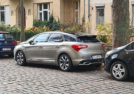 Citroën DS5 Citroen HDi 165 Aut. SoChic