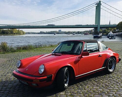 Porsche 911 Carrera Targa