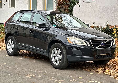 Volvo XC 60 XC60 D5 AWD Momentum 205 PS