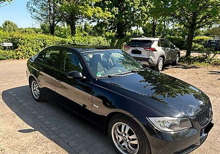 BMW 318i 318 Automatil - Tüv Neu