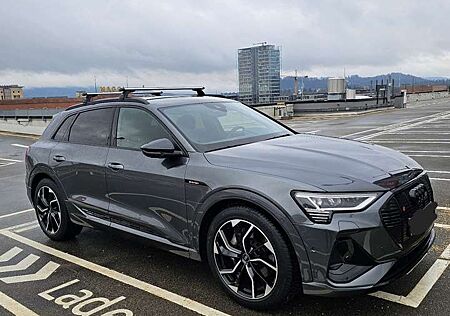 Audi e-tron 50 quattro S line