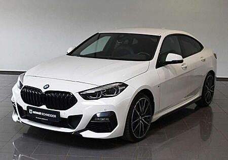 BMW 218 i M Sport AHK M-Bremse 19 Kamera