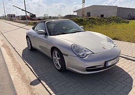 Porsche 996 911 Carrera 4 Cabrio