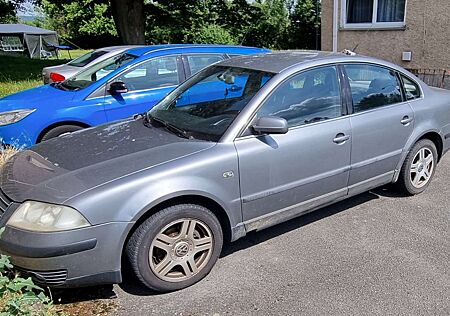 VW Passat Volkswagen 1.9 TDI Highline