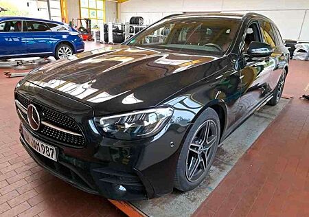 Mercedes-Benz E 220 d T-MODELL AMG-LINE*R-CAM*ACC*NAVI*HUD*PANO