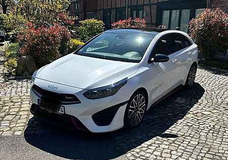 Kia Pro_ceed ProCeed / pro_cee'd ProCeed 1.6 T-GDI DCT7 OPF GT