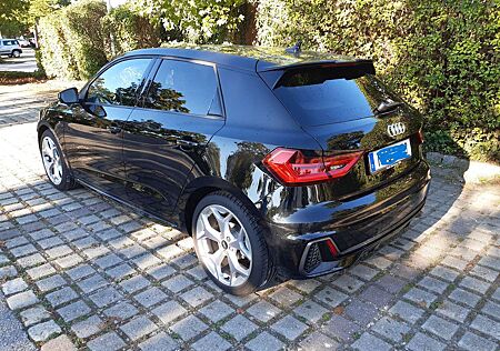 Audi A1 Sportback 35 TFSI S line, ACC, RFK, 5 J. Garantie