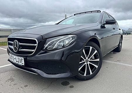 Mercedes-Benz E 300 de*WIDESCREEN*PANO*NAVI*LED*AHK*HEAP UP!!
