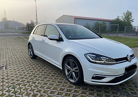 VW Golf Volkswagen Highline BMT/Start-Stopp