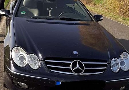Mercedes-Benz CLK 320 CLK Cabrio 320 CDI 7G-TRONIC Avantgarde DPF