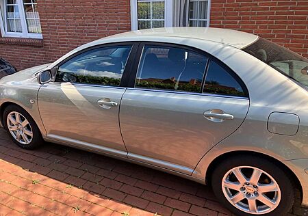 Toyota Avensis 1.8 VVT-i
