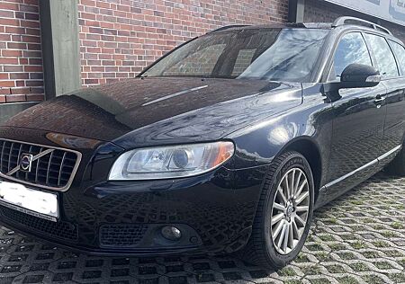 Volvo V70 V70 D5 Aut. Momentum, TÜV 5/28, SSD, AHK, Leder
