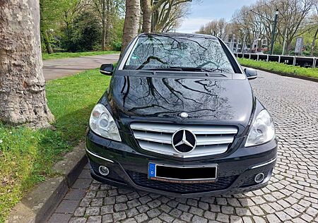 Mercedes-Benz B 180 B-Klasse 180 CDI*SITZHEIZUNG*PDC*AHK