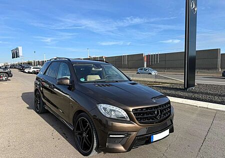Mercedes-Benz ML 350 BlueTEC 4MATIC 7G-TRONIC AMG-Stylingpaket