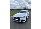 Audi A4 1.4 TFSI Avant S Line AHK Navi LED 18 LMF