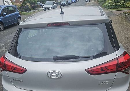 Hyundai i20 blue Trend