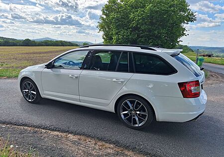 Skoda Octavia Combi 2.0 TSI (Green tec) RS