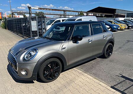 Mini Cooper 1.5 Autom. Teilleder/ Rückfahrkamera/Navi