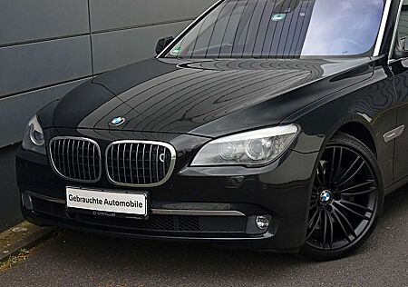 BMW 750 Li*Exclusive! Lang! Nachtsicht! Black! BRD!*