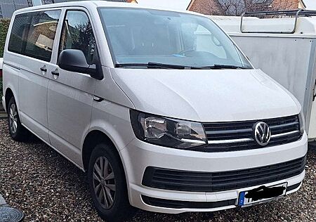 VW T6 Multivan Volkswagen Multivan DSG Kurz Trendline