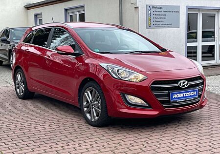 Hyundai i30 cw blue Passion