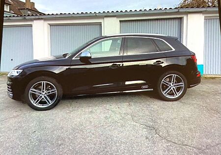 Audi Q5 2.0 TFSI quattro S tronic sport