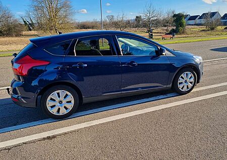 Ford Focus 1.0 EcoBoost 99g Start-Stopp-System Trend
