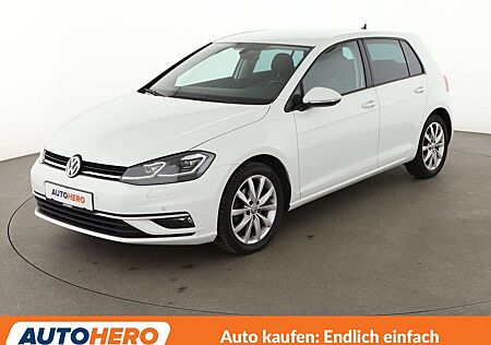 VW Golf Volkswagen 1.5 TSI ACT Highline BlueMotion Aut.*NAVI*ACC*