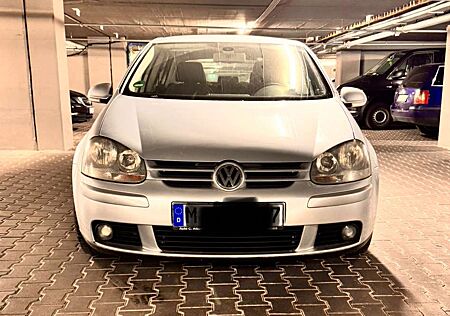 VW Golf Volkswagen 5 1,6 FSI "Neuer Tüv" Probefahrt möglich