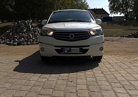 SsangYong Rodius 2.0 e-XDi200 4WD Aut. Quartz