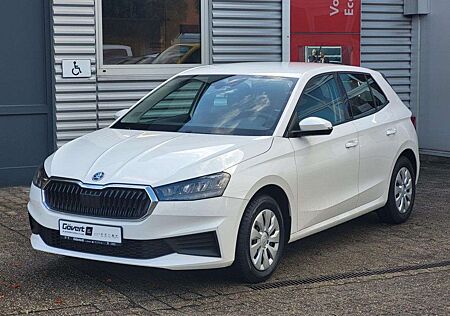 Skoda Fabia gebraucht kaufen Skoda Fabia 1.0 MPI Active Bluetooth Smart Link Klima