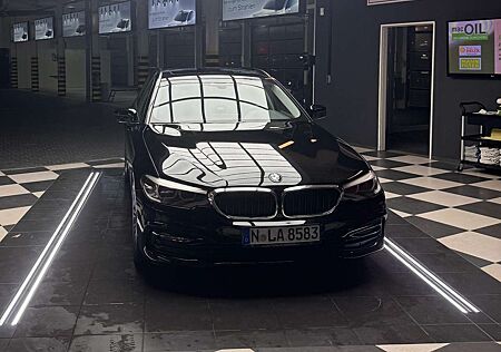 BMW 530d 530 Touring Aut. Sport Line