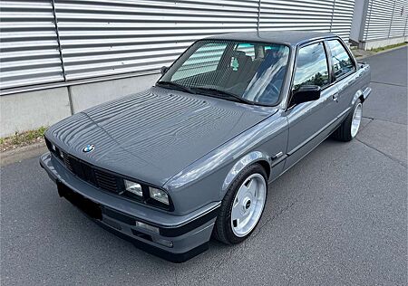 BMW 325i 325 E30 Coupe Fächerkrümmer Borbet 9x16 Taifun