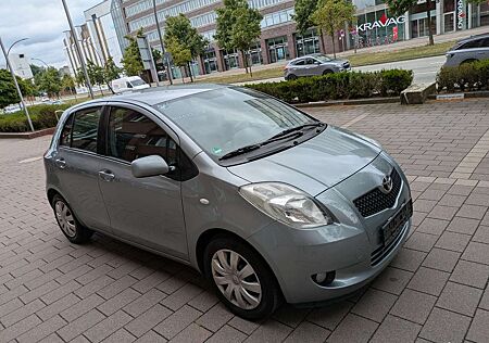 Toyota Yaris Sol