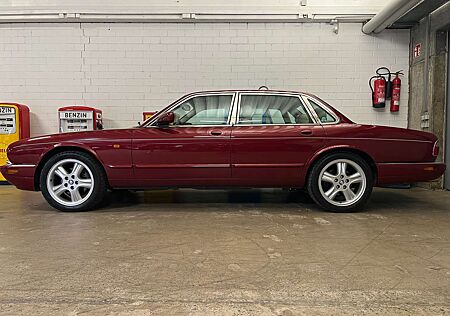 Jaguar XJ 4.0 Sovereign 12Mon. Garantie
