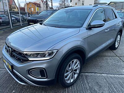 Volkswagen T-Roc Life DSG / LED / ACC / PDC