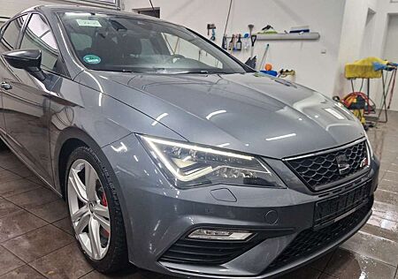 Seat Leon Cupra 300 1.Hand Navi LED ACC Digital